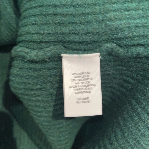 RW&CO Green Cowl Neck Sweater - Picture 3 of 3